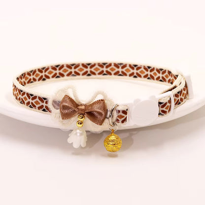 Elegant Lace Bow Pet Collar - Adjustable Necklace-Style Collar for Cats